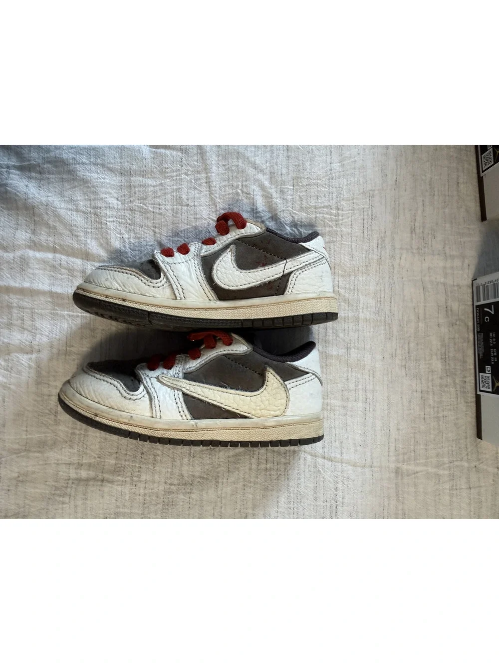 Nike travis scott reverse mocha